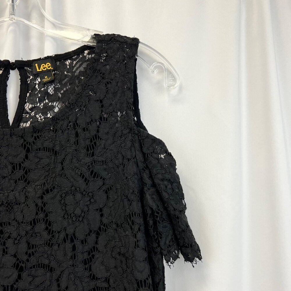 Lee Cold Shoulder Short Sleeve Lace Blouse Women’s Size M Keyhole Back Lined - Picture 4 of 9